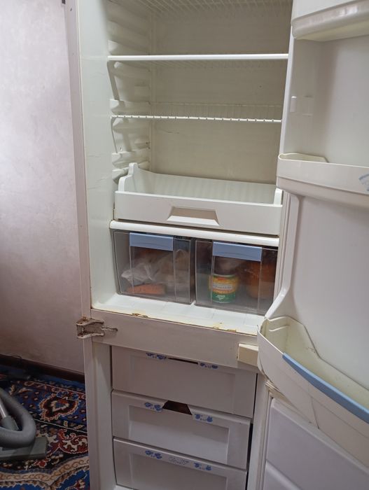 Холодильник робочий