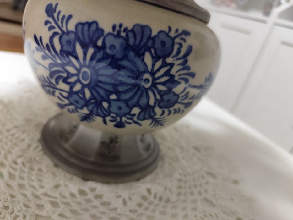 Vaso de estanho e cerâmica vintage