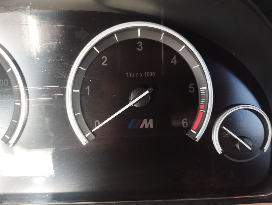 Приборная панель bmw x5 x6 f15 f16 1036908460 1044663