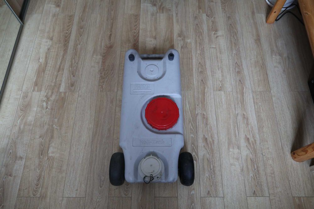 Zbiornik na wodę kamper Fiamma Roll tank