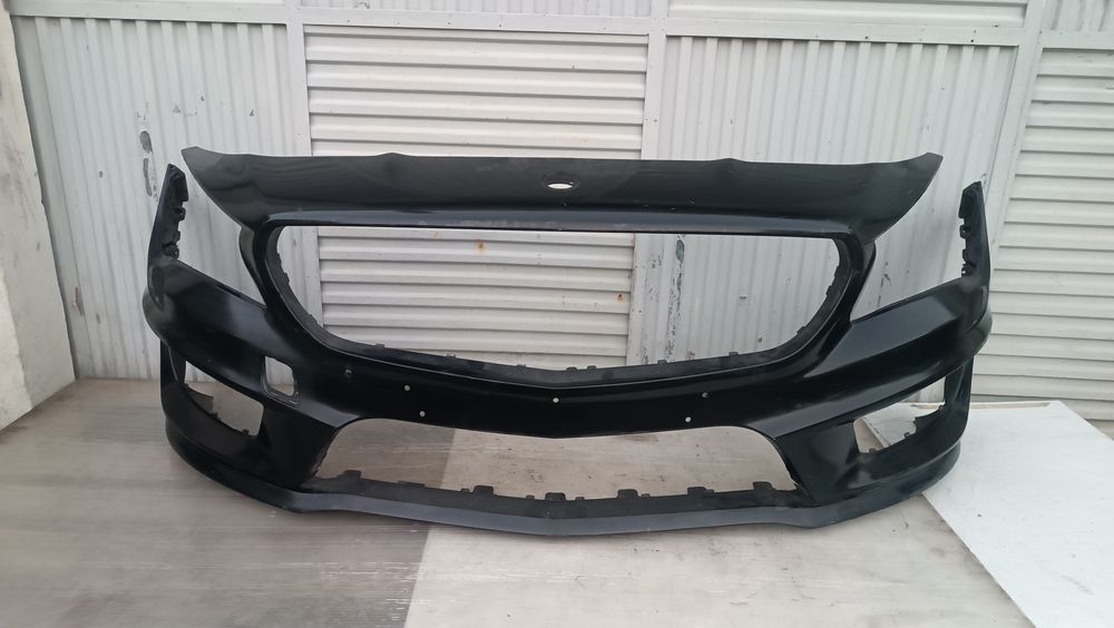 Vendo parachoque de frente Mercedes CLA W117 AMG ano 2013/16