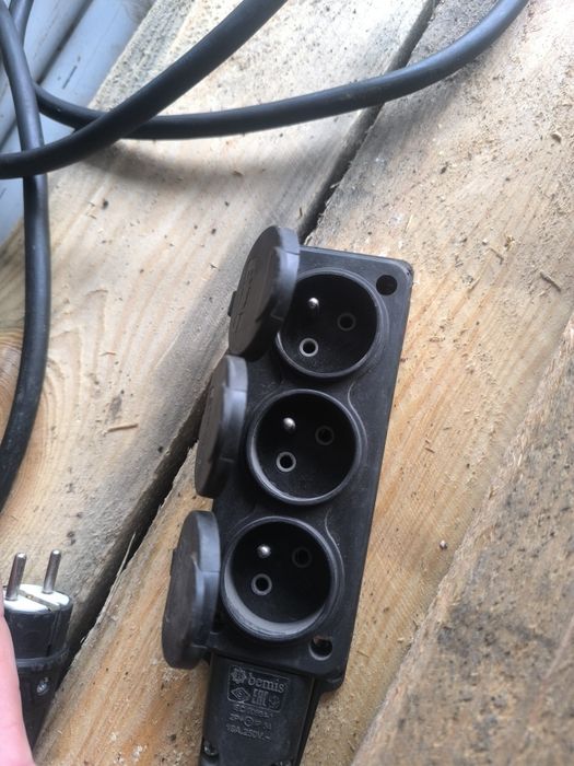 Przedłużacz gumowy 3x2.5 solidny