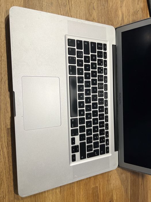 MacBook Pro 15” modelo A1286 para peças64170845787523122