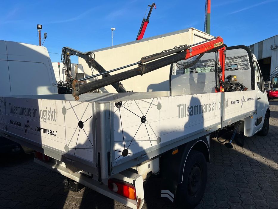 Renault Master Grua Palfinger