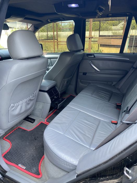 Продам BMW X5 e53