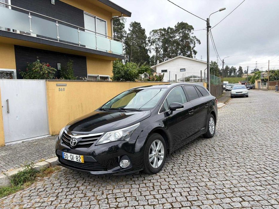 Toyota Avensis 2.0 D4D - 2012