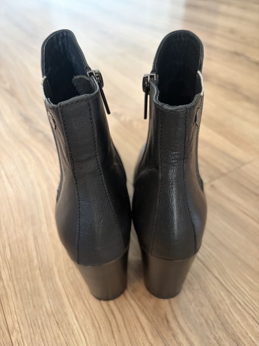 Botki Carmela 38