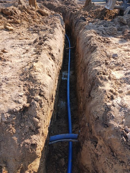 Roboty ziemne, kanalizacja, utwardzenie podłoża