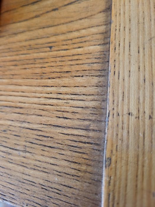 Solidna komoda - witryna drewniana