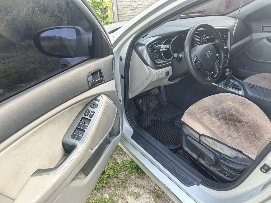 Продам машину Kia k5