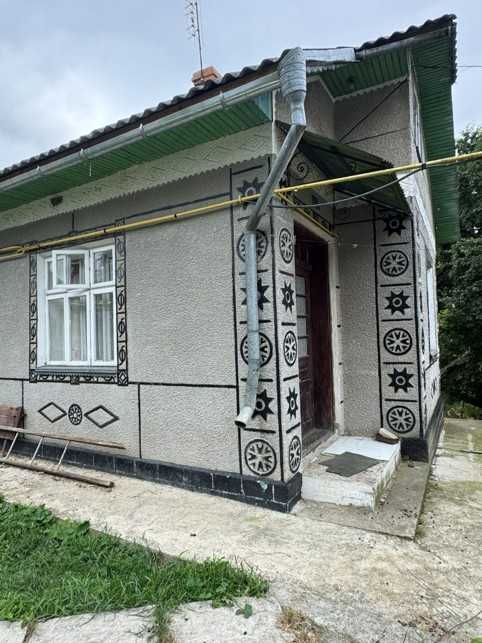 продається будинок