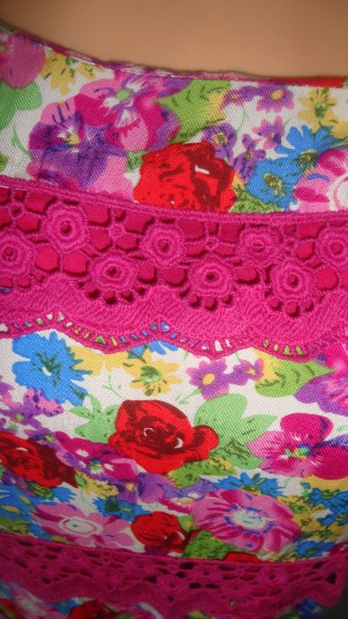 Piękna kolorowa sukienka floral roz. XL