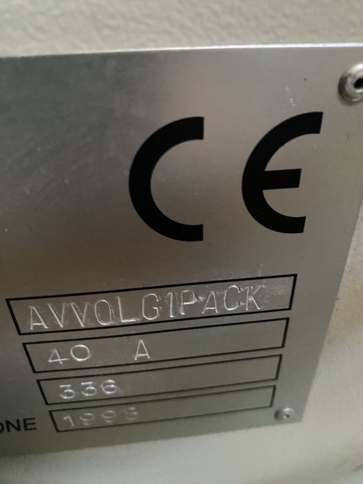 Linea pack:Maquina automatica de ampacotar com pelicula pkastica