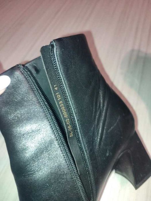 buty botki skórzane rozm. 41 firmy Simple