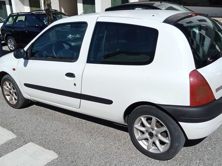 Renault Clio em Coimbra