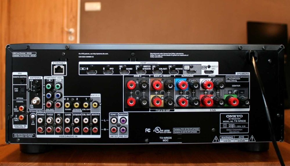 Mocny wzmacniacz  Onkyo Tx Nr 636 Bluetooth Atmos WiFi 160 watt kino domowe
