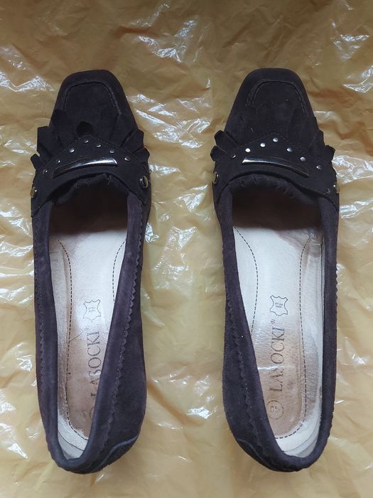 Buty damskie skórzane zamszowe rozmiar 40 firma Lasocki