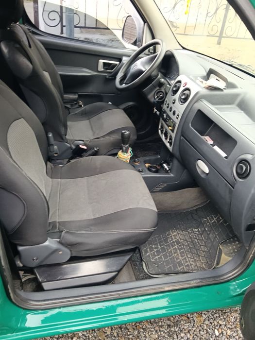 автомобіль Citroen