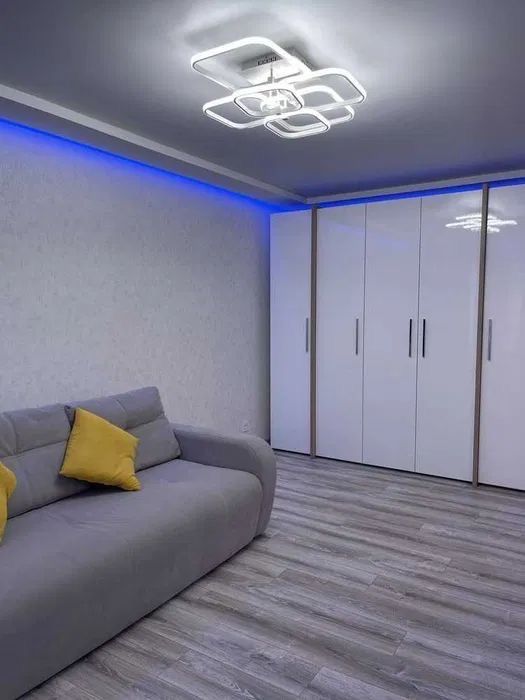 Сдам 3 ком квартиру евроремонт