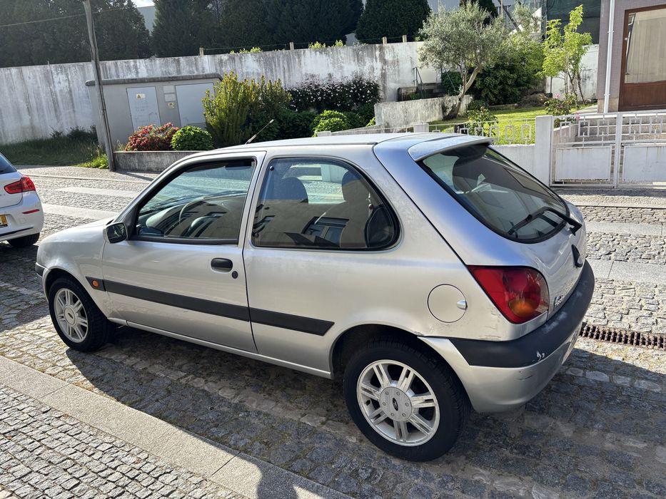 Ford Fiesta 2000 - 1.2