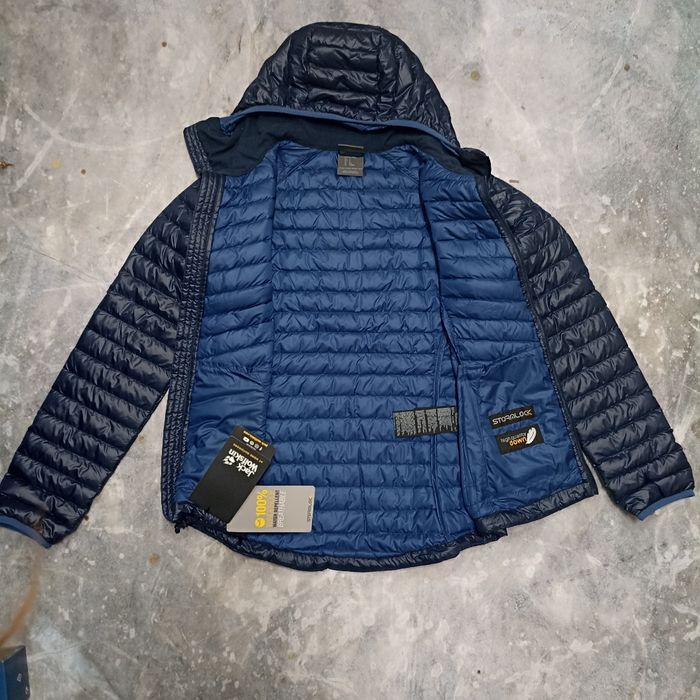 Жіноча пухова куртка Jack Wolfskin Atmosphere Jacket S