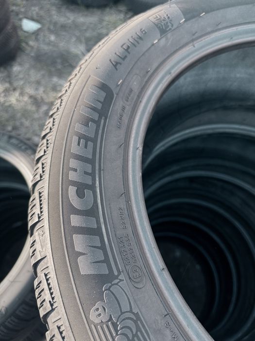 215 55 17 Michelin Alpin 6 90% 2023 Шини Зима
