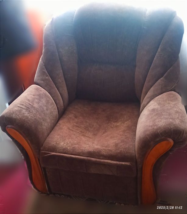 Велике крісло, меблі