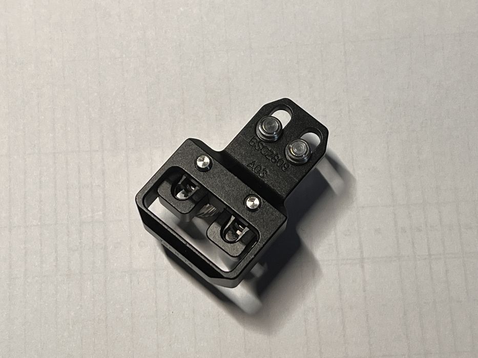 SmallRig BSC2809 (2809) zacisk kablowy HDMI I USB-C | Fuji X-T4