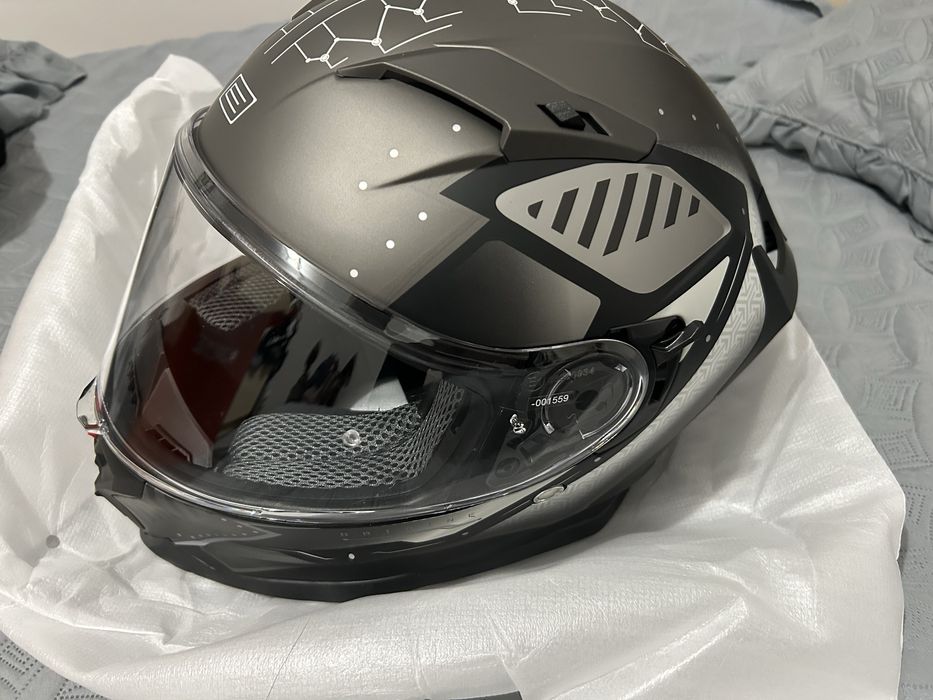 Capacete de estrada