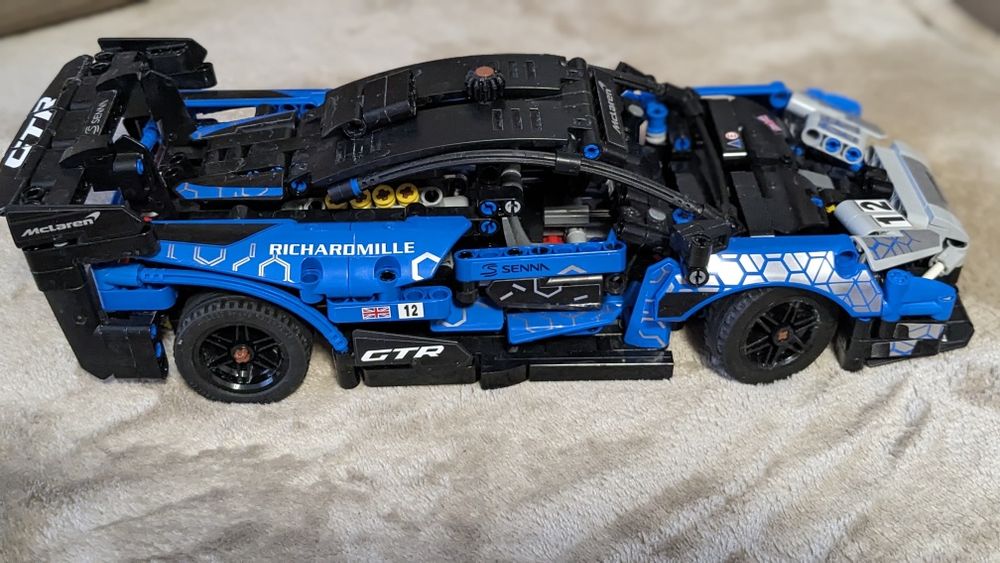 Конструктор LEGO Technic McLaren Senna GTR McLaren Senna GTR 830 детал