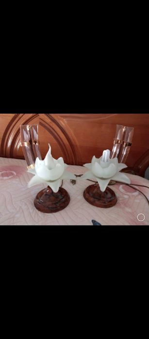 Candeeiros de quarto.