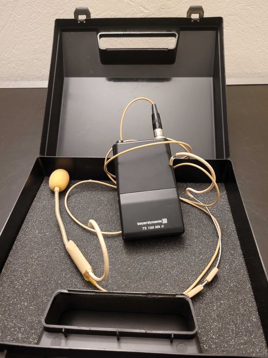 Rack nagłośnieniowy - komplet