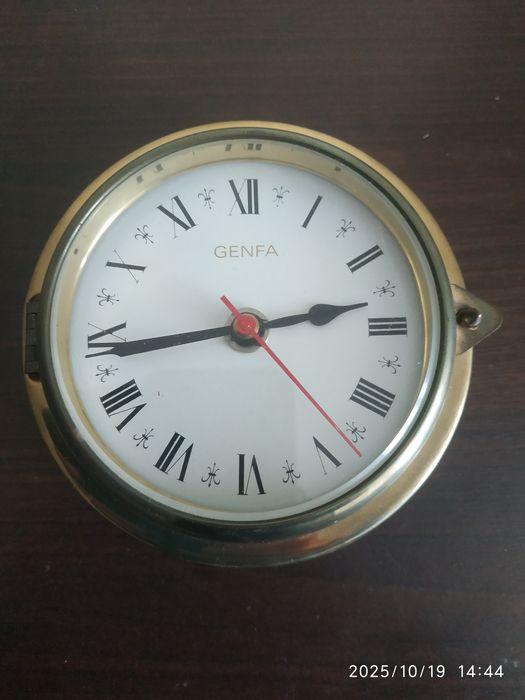 Каютные настенные часы Genfa .Германия