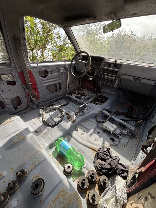 Nissan D21 4x4 C/DOC * LER ANUNCIO *