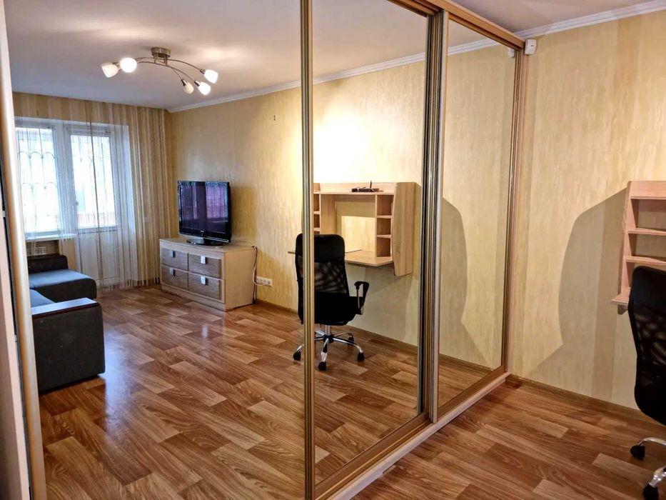 Оренда 1-кімнатної квартири, площа — 32 кв.м,Петра Ніщинського, Київ!