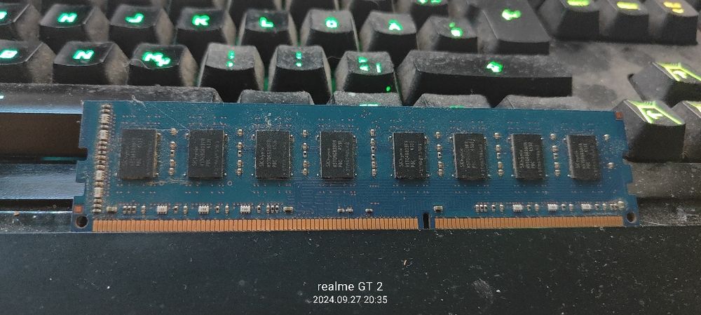 Mam na sprzedasz pamięci RAM DDR 3 8 GB 1600