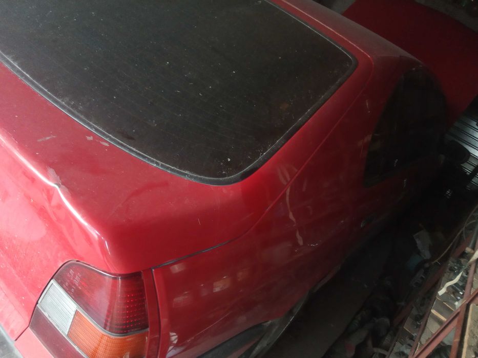 продам Nissan Primera 1996 року цілим або по зч,обмін на газ 69