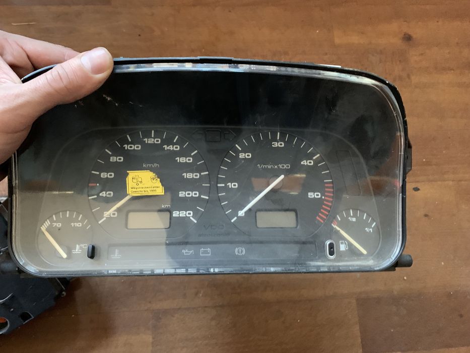 Щиток/Панель приборов/Volkswagen Golf/Seat