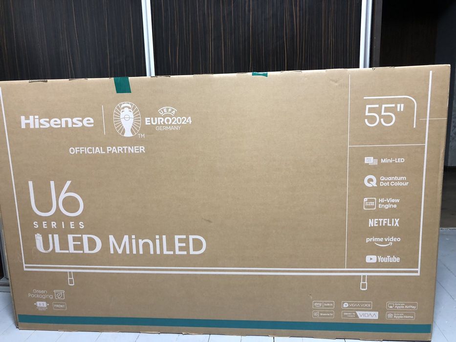 Hisense 55U6NQ з кріплення і Megogo.