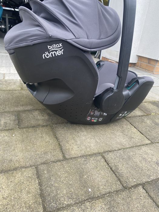 Fotelik Britax Romer babysafe pro midnight