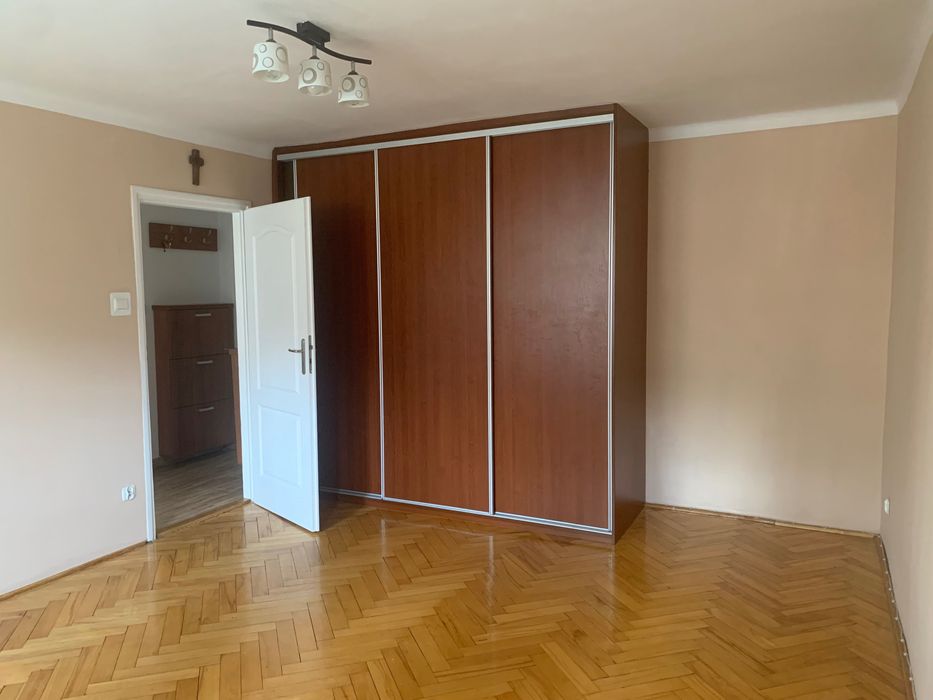 Wynajmę kawalerkę w centrum Cieszyna