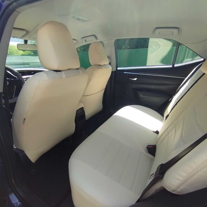 Автомобiль Тойота Корола