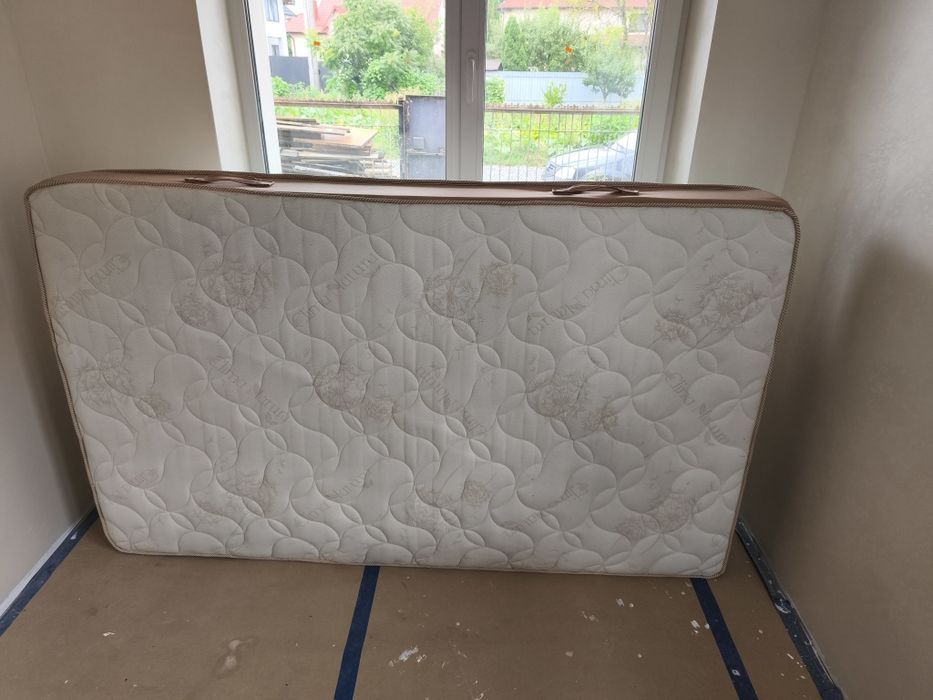 Матрас 120*200 Гарний стан