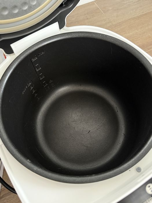 Мультиварка Bosch MUC11W12RU 5 л