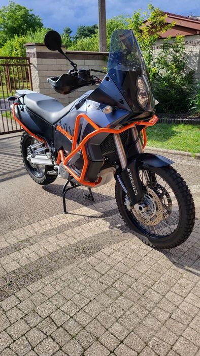 KTM