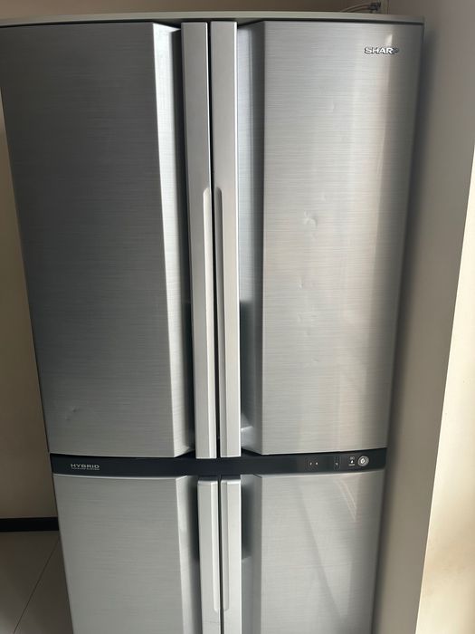 Sharp холодильник