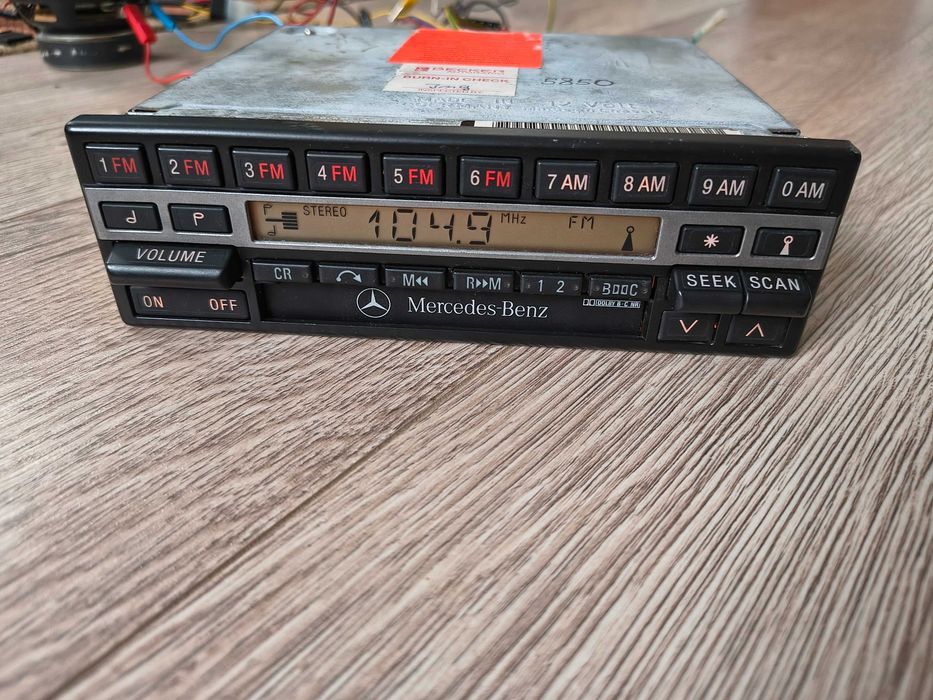 Radio samochodowe Mercedes Benz Grand Prix Becker BE 1480 Radio Mercedes W201 W124 W126 W140