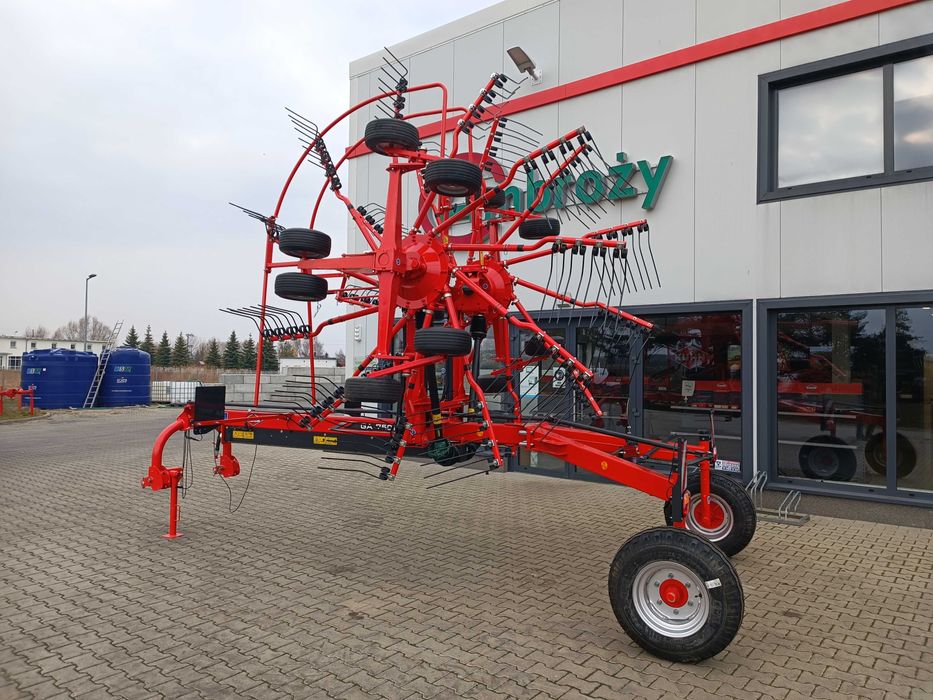Zgrabiarka dwukaruzelowa GA 7501+ firmy KUHN - od ręki