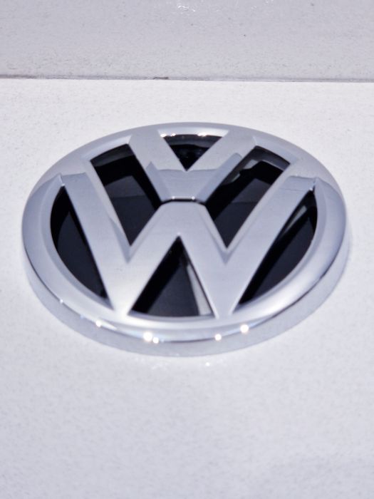 NOWY emblemat, logo Volkswagen Golf
