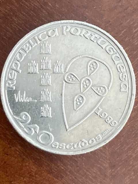 6 Moedas comemorativas de 250 escudos, 1990 - Fundação de Portugal